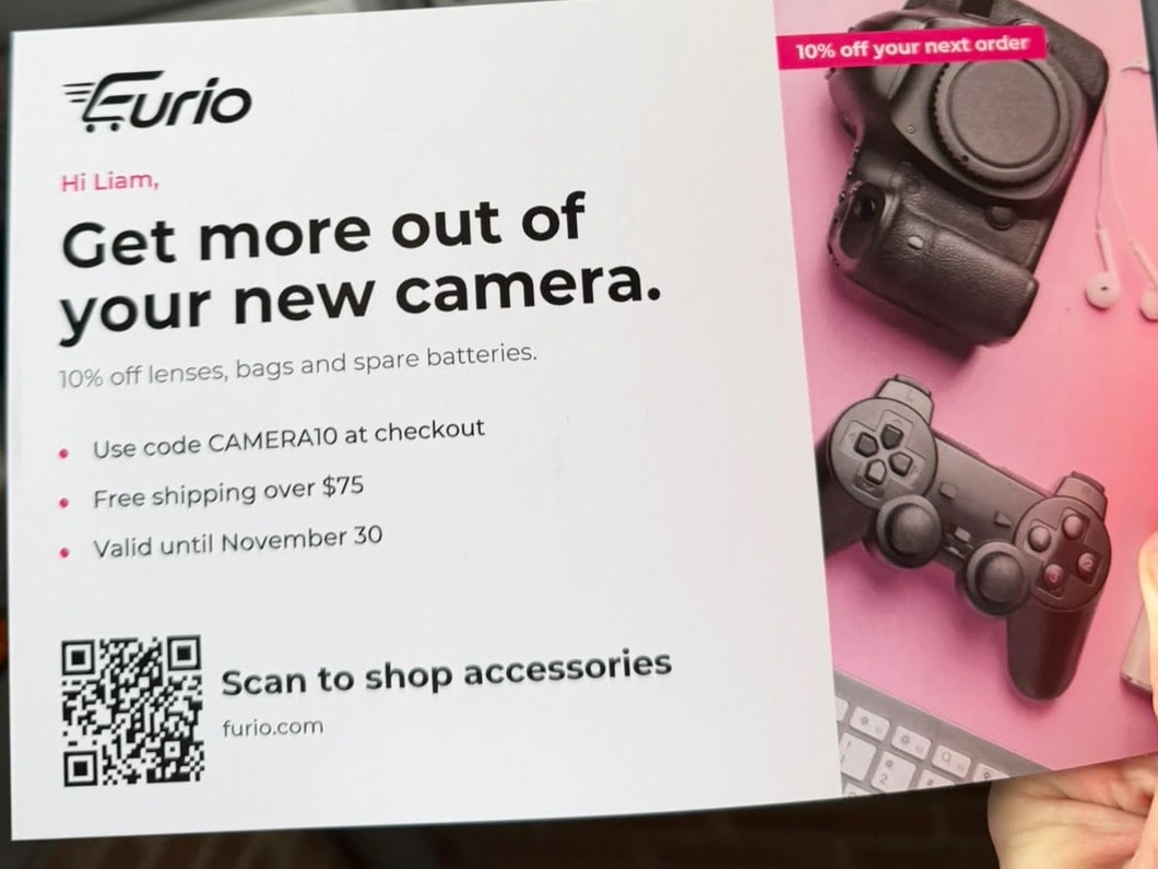 Furio postcard offering 10% off camera accessories