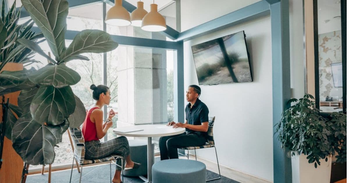 job interview with techie and hiring manager - why job interviews feel more difficult