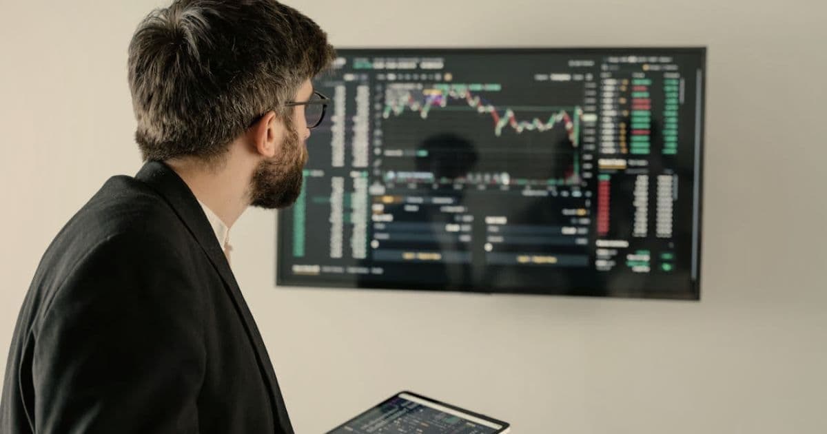 Data Analyst job applicant trying to make a resume