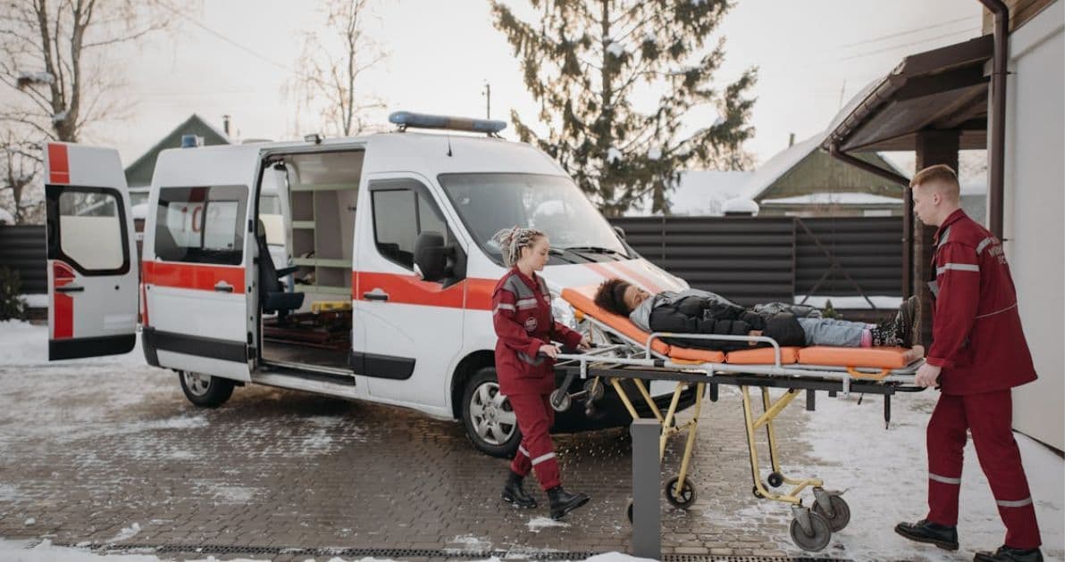 EMT Professionals helping patient - Keywords for EMT Resume success