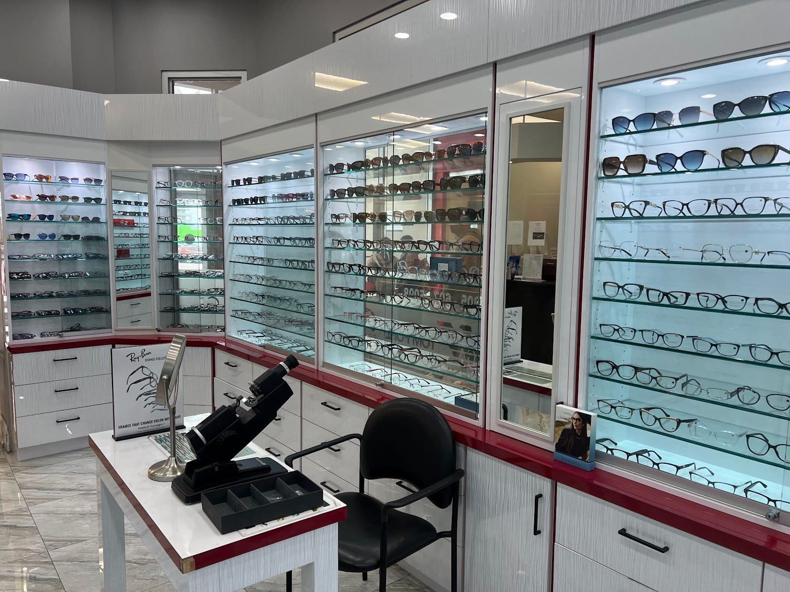 Guest photo from a Google review at Erin Mills Vision Centre