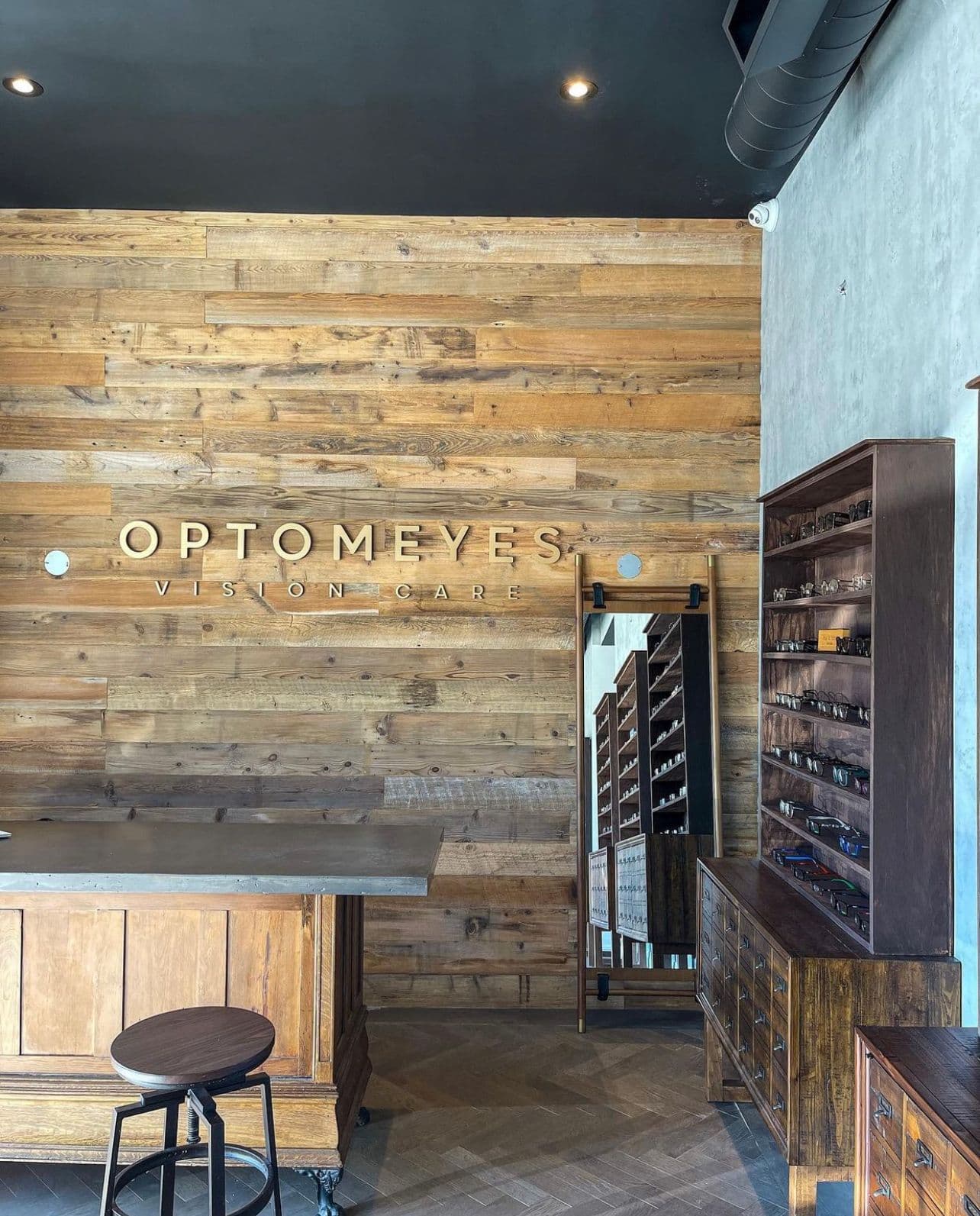 Guest photo from a Google review at Optomeyes Vision Care