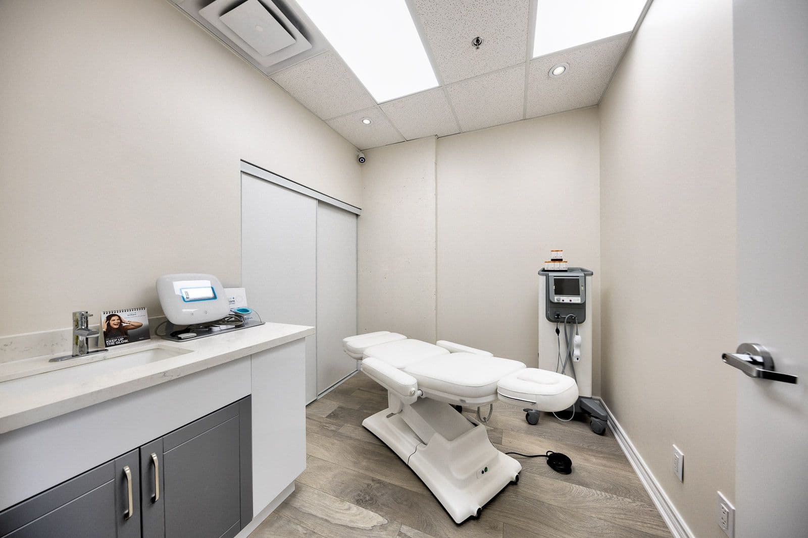 Guest photo from a Google review at JS Derma Clinic
