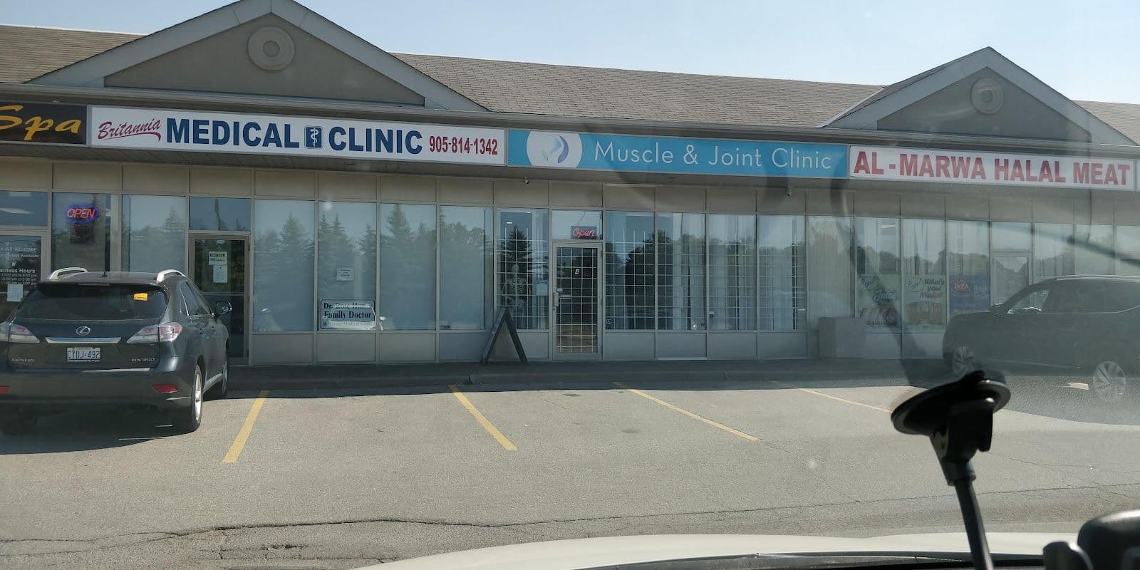 Another guest photo from a Google review at Muscle and Joint Clinic