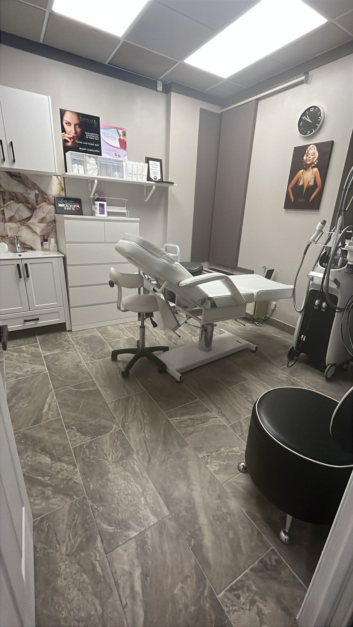 Guest photo from a Google review at Mederm Esthetics & Laser Clinic