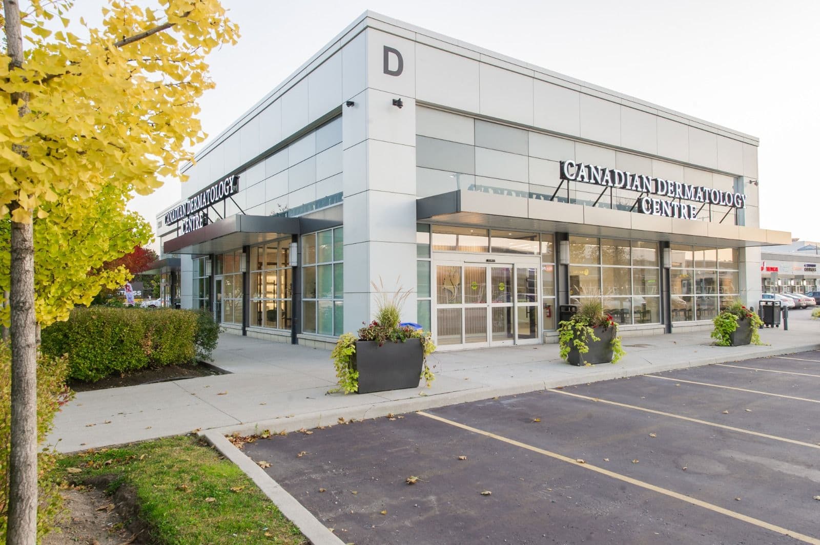 Another guest photo from a Google review at Canadian Dermatology Centre