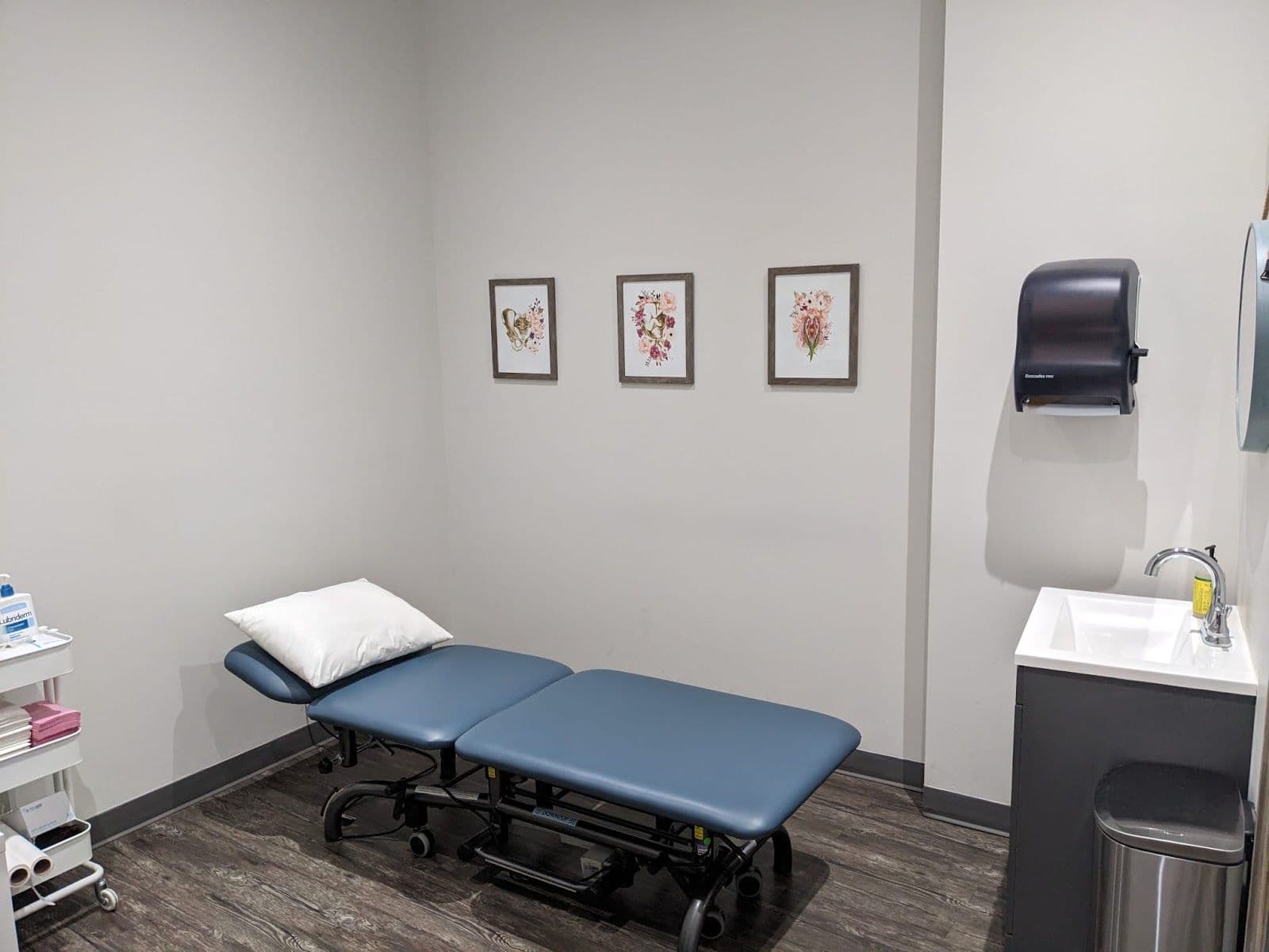 Guest photo from a Google review at Mississauga Pelvic Health